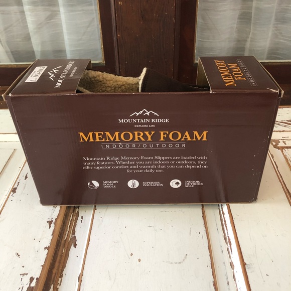Memory Foam Mountain Ridge Shoe New In Box - Picture 2 of 8